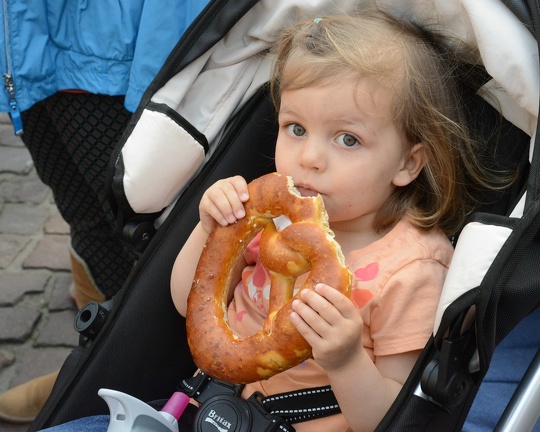 a pretzel as big as her head
